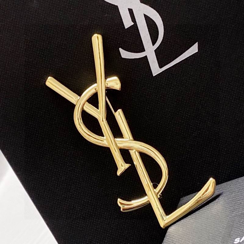 YSL Brooch 10lyr36